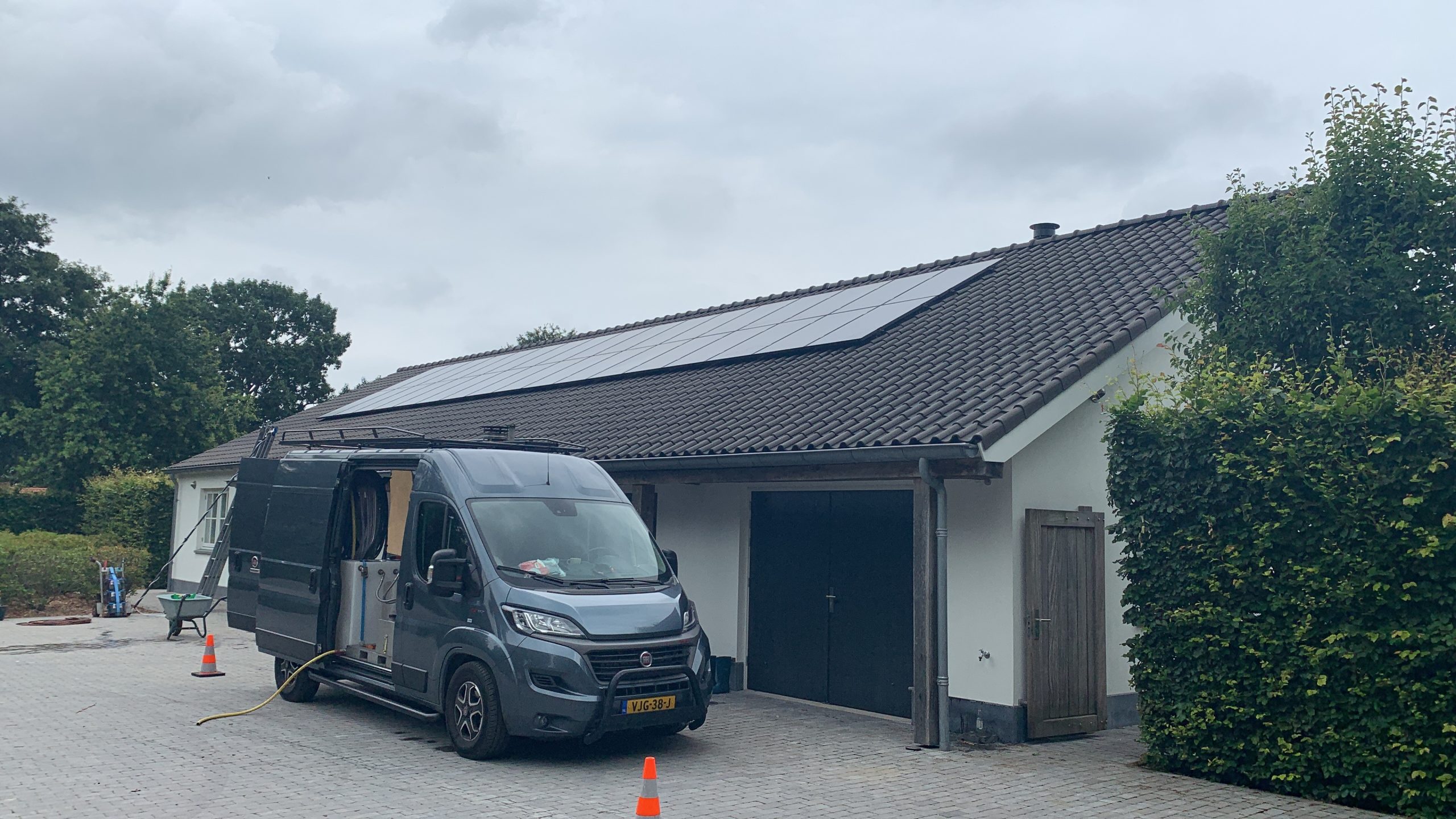 Dak reinigen Roosendaal